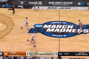 惊险刺激！普渡大学完成上篮绝杀晋级八强，仅给对手留下0.7秒