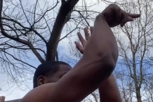 😂没少看啊！网友恶搞：当威少命中三分球后…